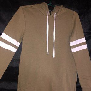 New forever 21 pull-over